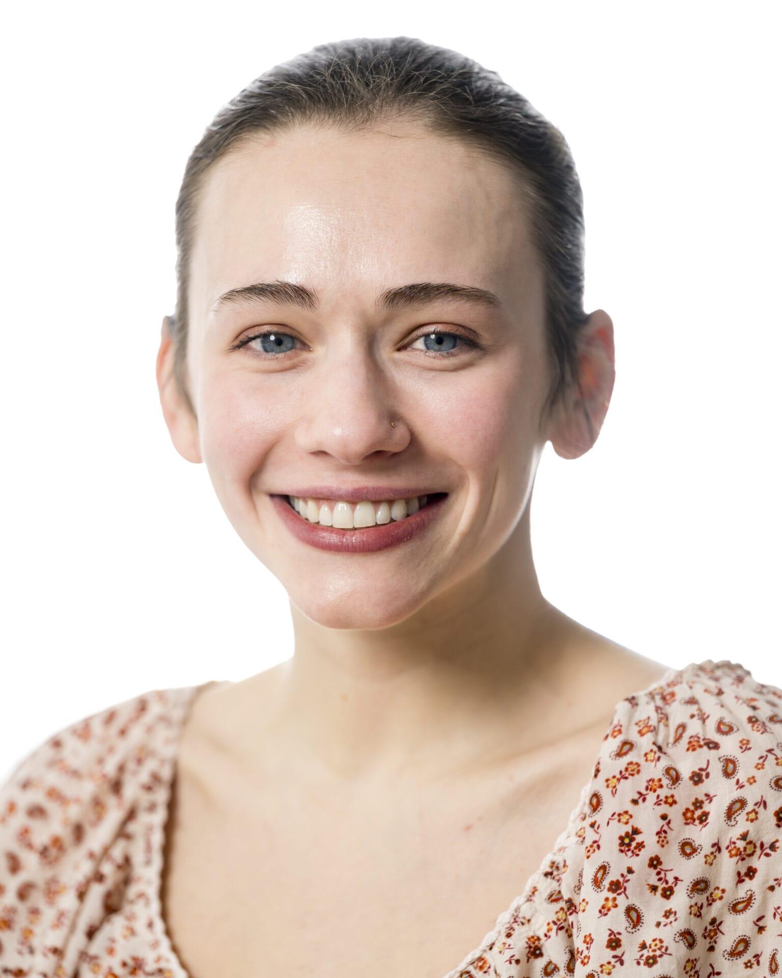 Gilly headshot